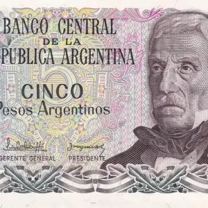 Soldes Billet Argentine 5 Pesos - J. San Martin - Rosario - ND (1983) - Série A - P.312