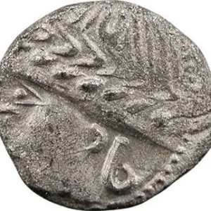 Fait Main Allobroges, denier au profil stylisé et rouelle, classe I, IIe-Ier s. av. J.-C.